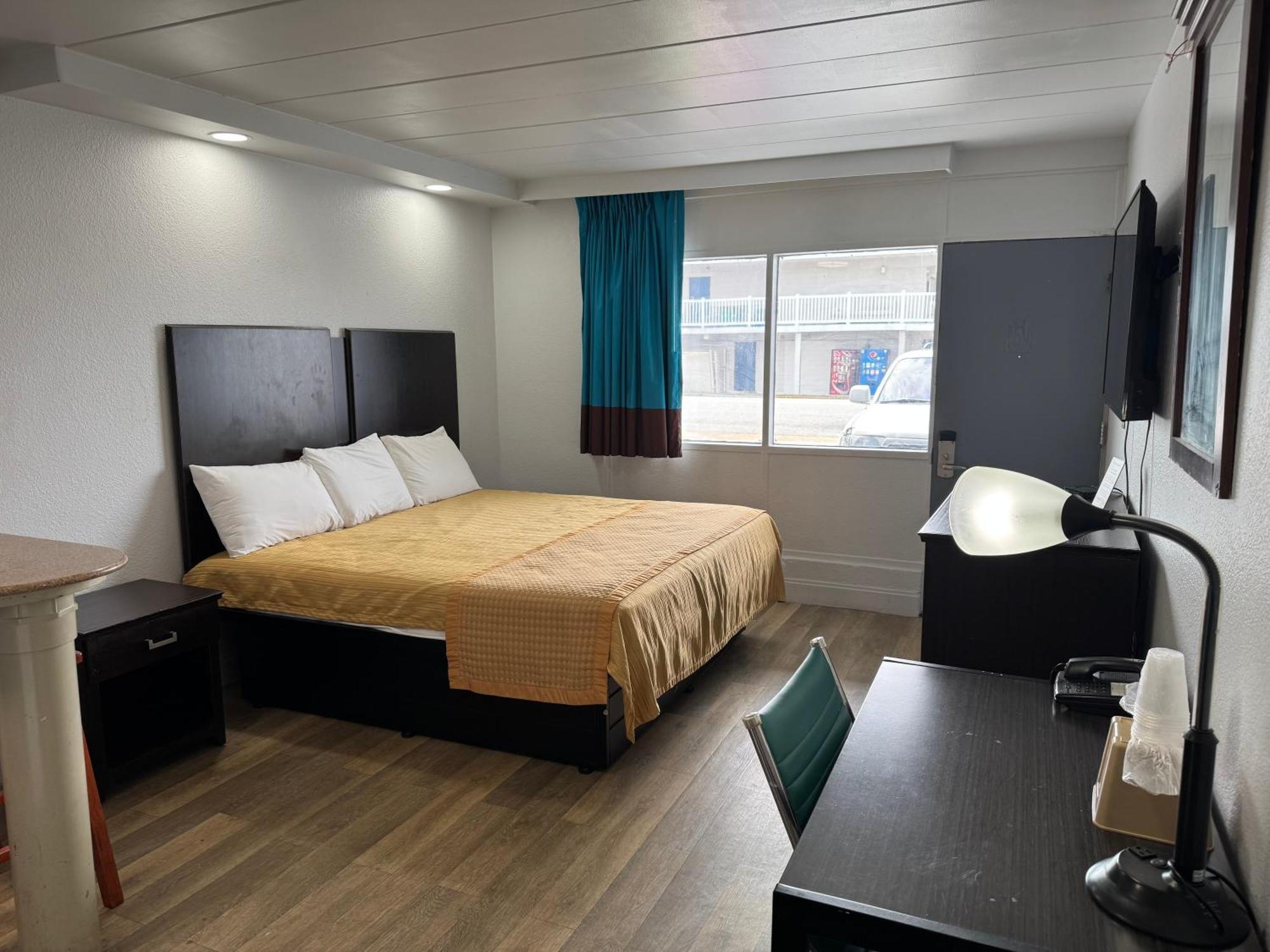 Belmont Inn & Suites Virginia Beach Bagian luar foto