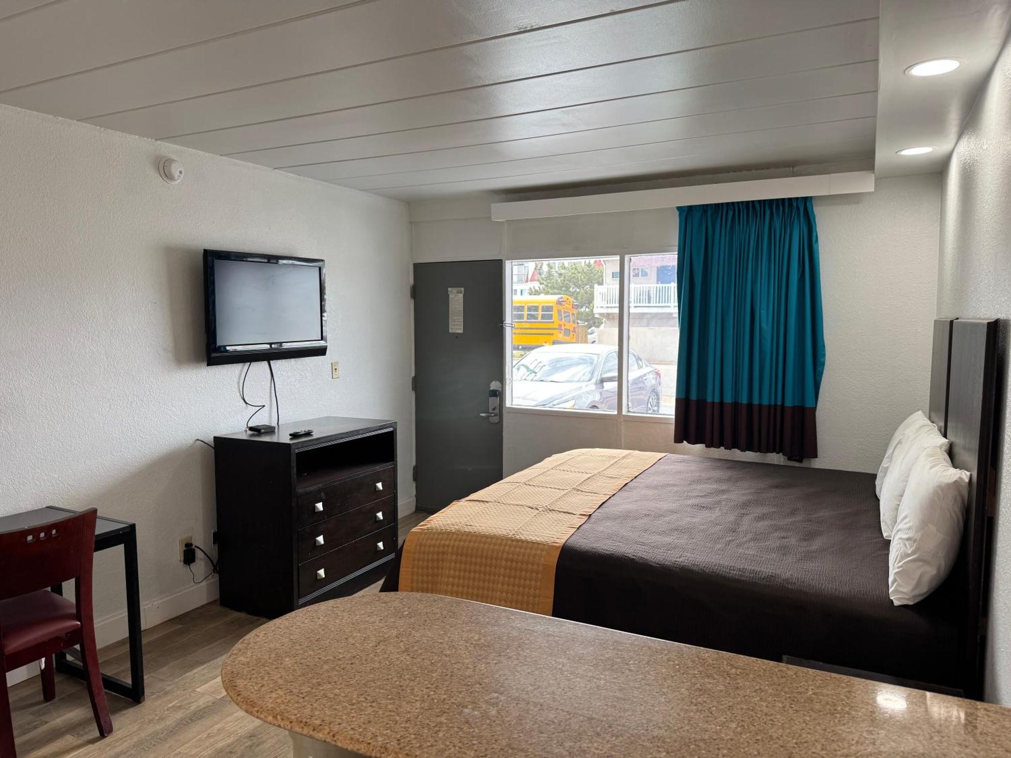 Belmont Inn & Suites Virginia Beach Bagian luar foto
